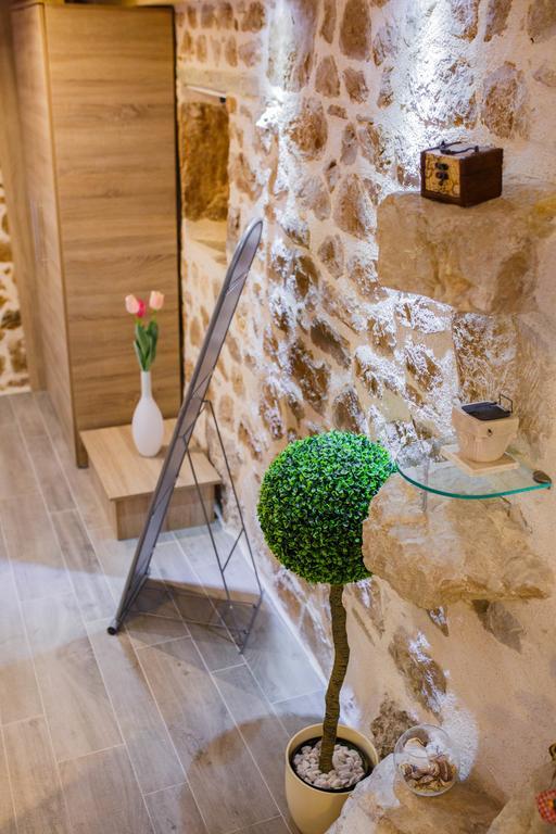 Studio Apartments Bonaca スプリト エクステリア 写真