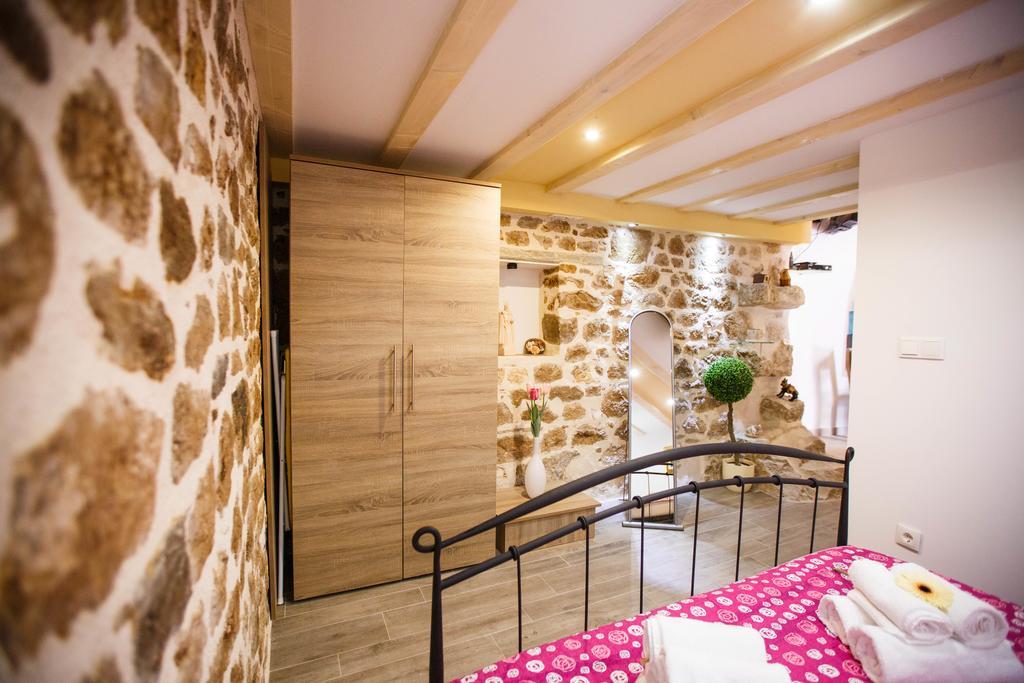Studio Apartments Bonaca スプリト エクステリア 写真