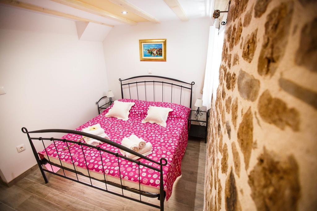Studio Apartments Bonaca スプリト エクステリア 写真